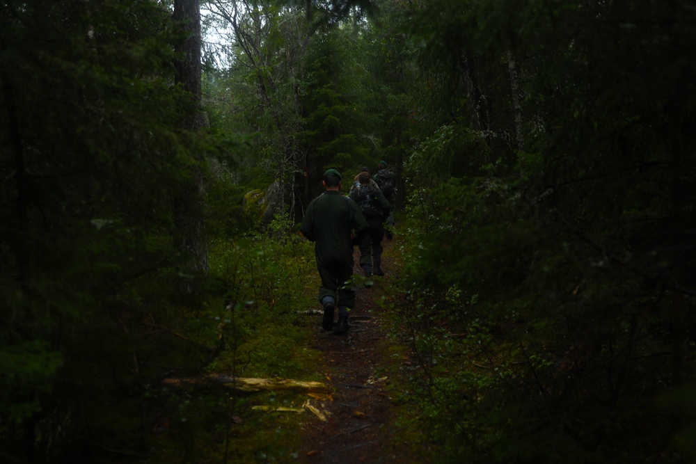 U.S. Marines take on Swedish Obstacle Course at Berga Naval Base