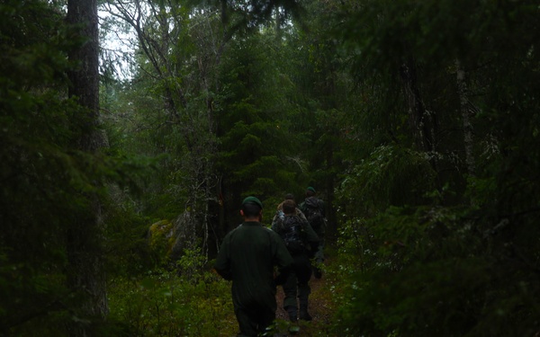 U.S. Marines take on Swedish Obstacle Course at Berga Naval Base