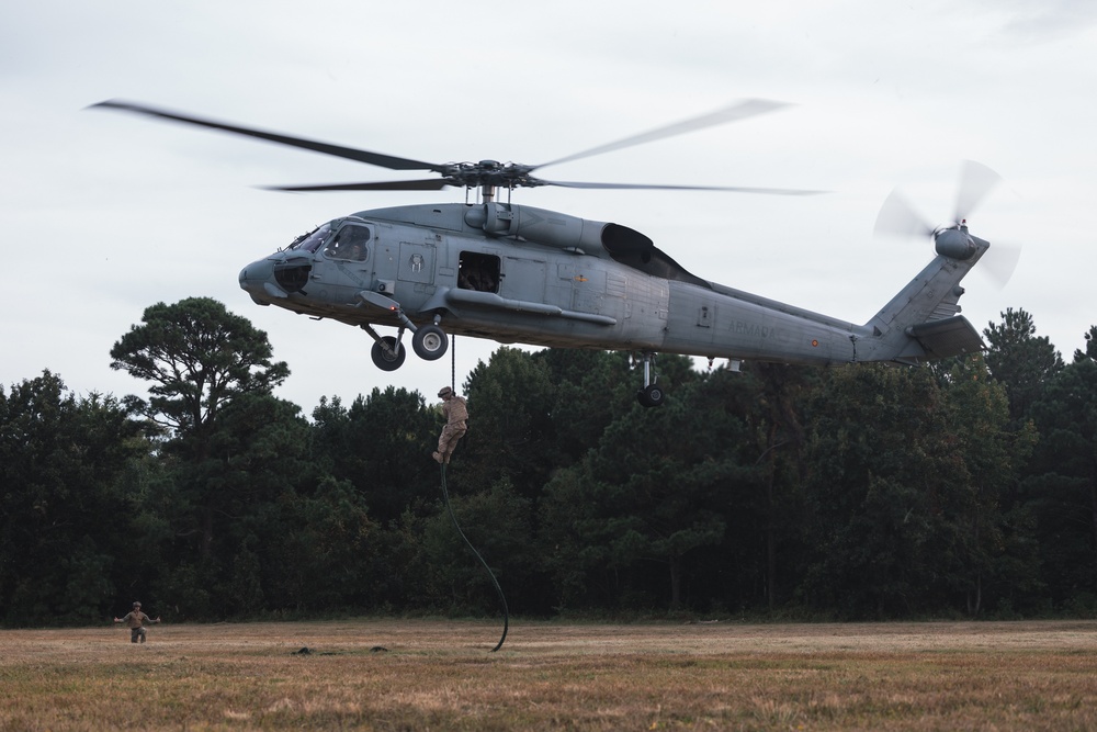 UNITAS 2025: Spanish marines conduct HRST training at MCB Camp Lejeune