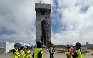 GoBiz, REACH leaders tour VSFB after 'Space Vandenberg' initiative announcement