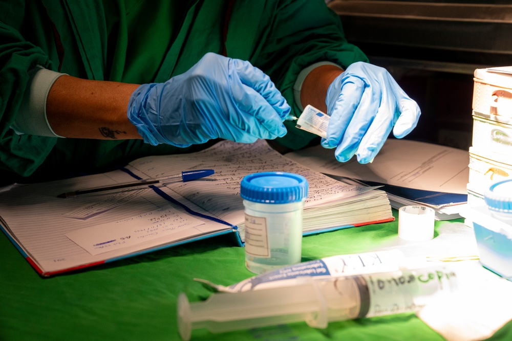 Partnership in Practice: U.S., Panamanian Gastro Teams Tackle Backlog Together