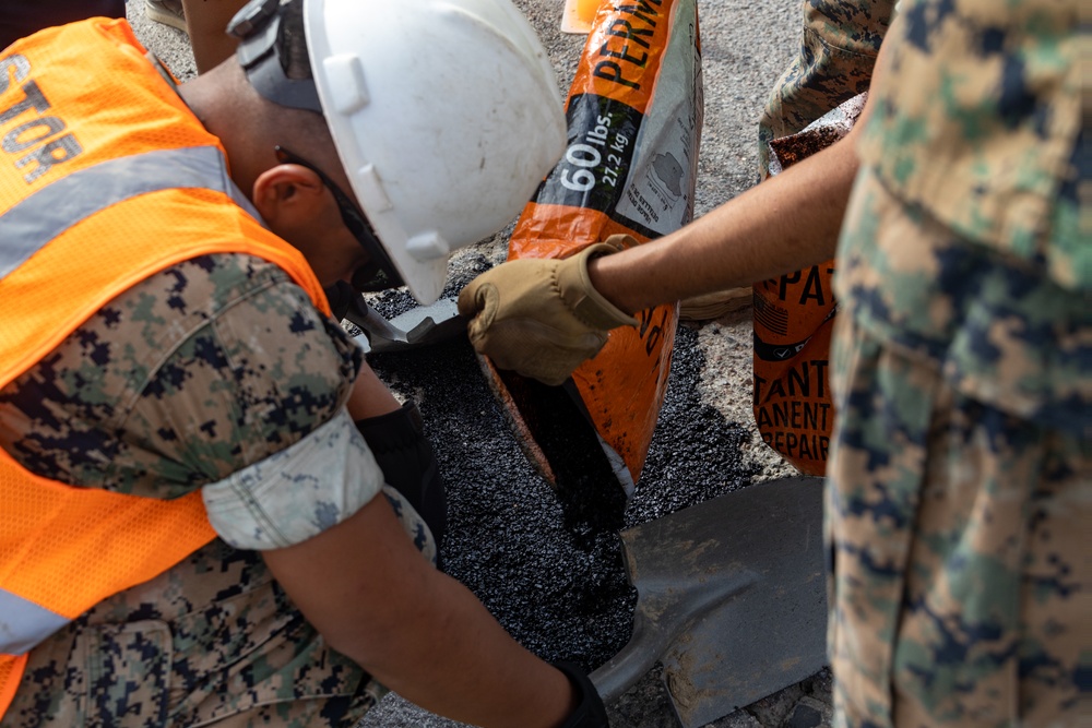 I MEF Marines participate in Operation Clean Sweep III at Camp Pendleton