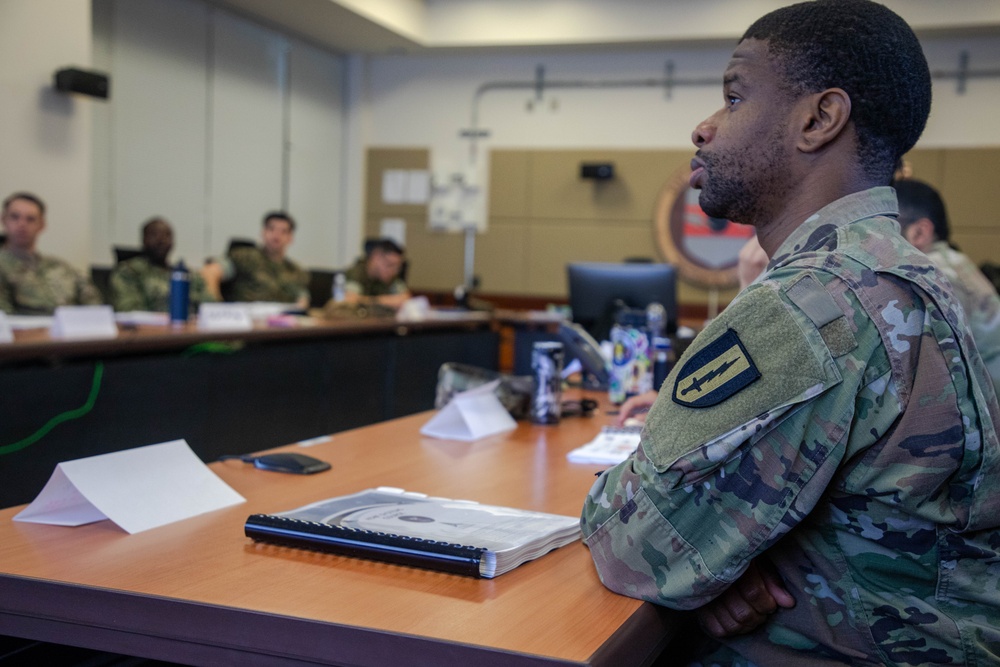 1st Signal Brigade hosts an Advanced Extremely High Frequency planner course for service members from the U.S. Army, Navy, Marine, and Airforce