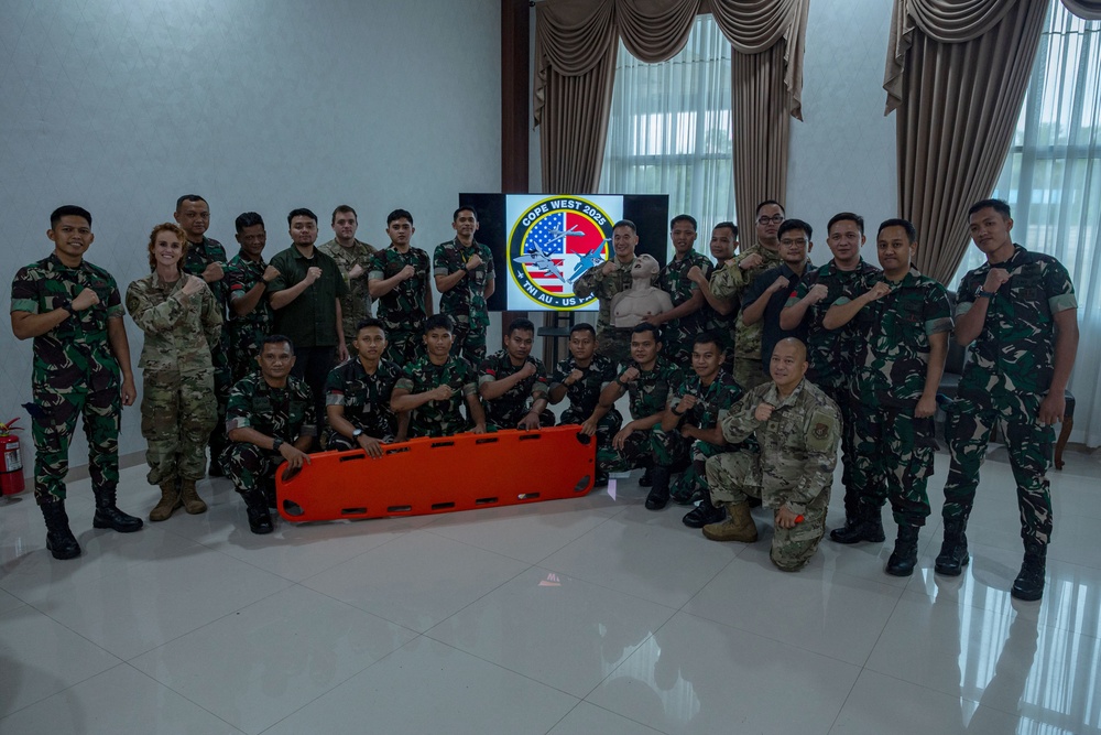 U.S. Air Force, Army NG med team conducts demos during Cope West 25