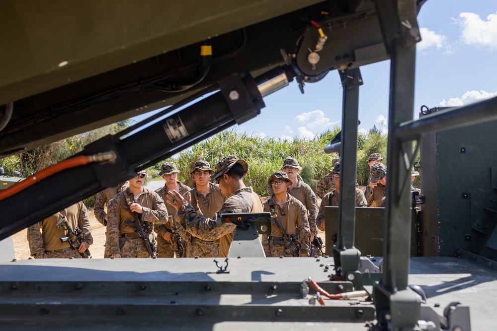 RD25 | 3rd Marine Division Marines Participate in a NMESIS and HIMARS PME