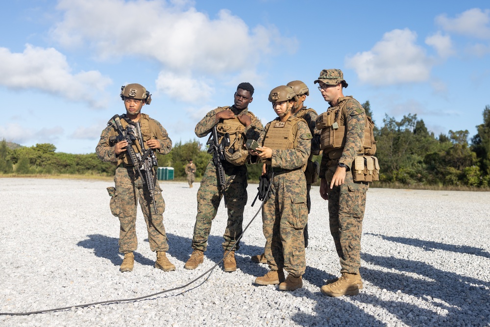 RD25 | 3rd Marine Division Marines Participate in a NMESIS and HIMARS PME