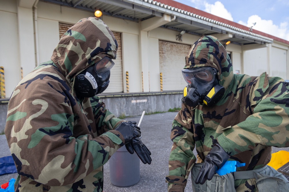 1st MAW Marines respond to simulated base attack
