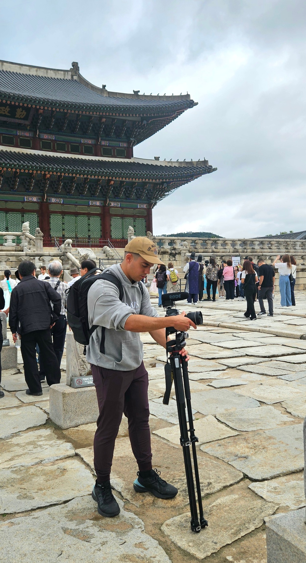 USS Blue Ridge sailors explore Korean culture