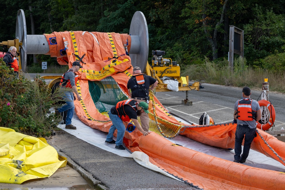 PNSY Facility Response Team Conducts Annual Training