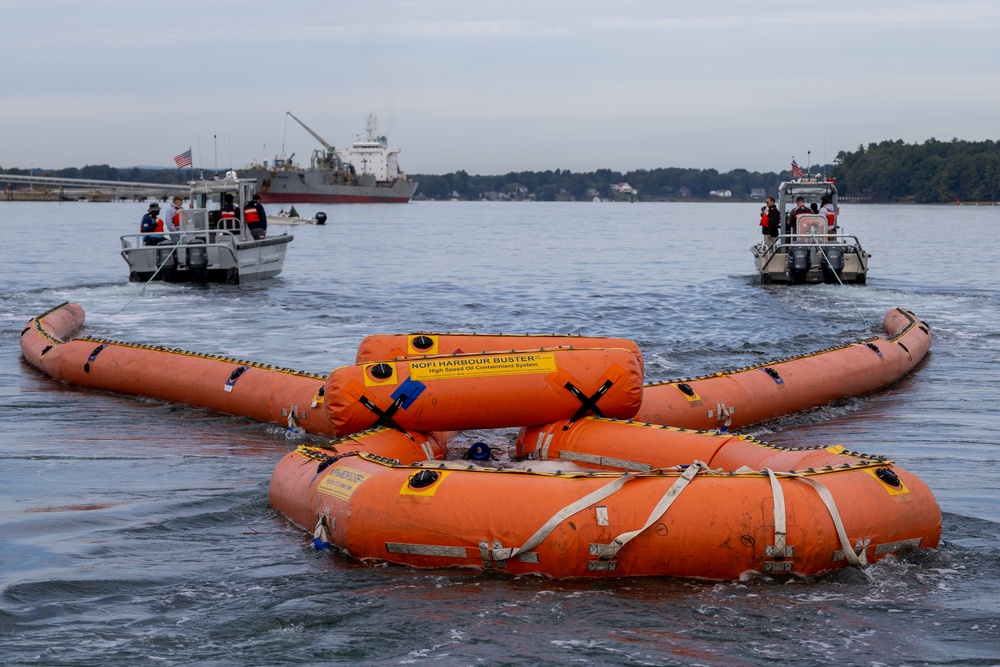 PNSY Facility Response Team Conducts Annual Training