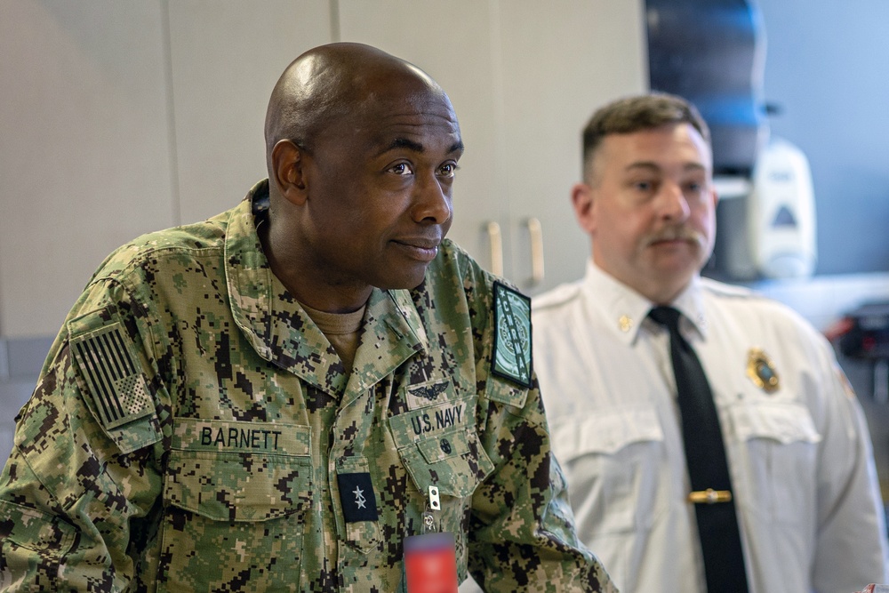 Rear Adm. Barnett Visits Portsmouth Naval Shipyard