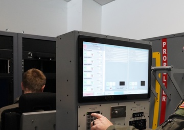 Weather officers receive new static trainer