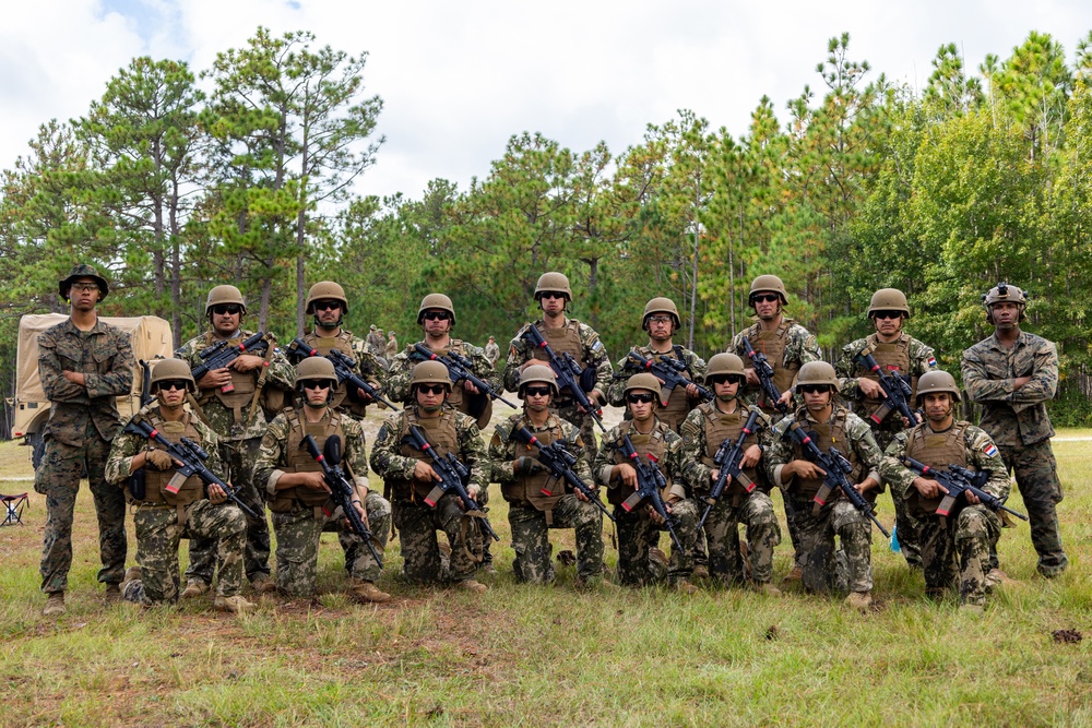 UNITAS 2025: Marksmanship Range with Multinational Forces