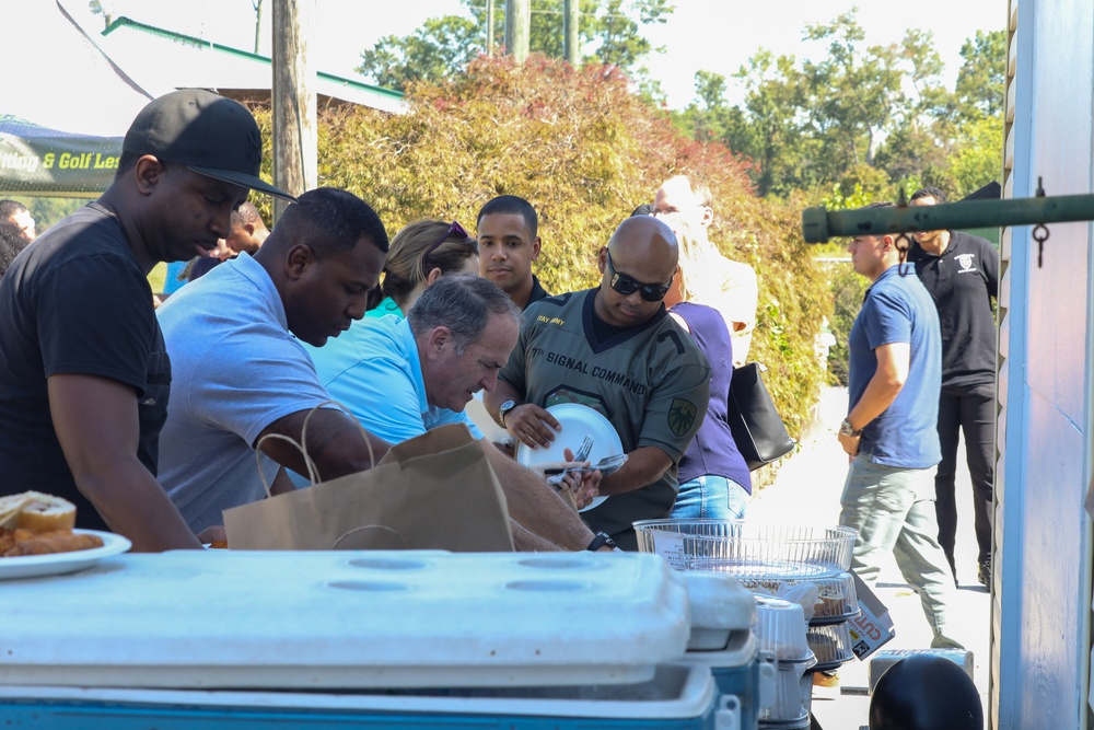7th Signal Command (Theater) Fort Meade Headquarters conducts Hails and Farewells Sept. 19