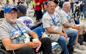 445th AW flies Vietnam veterans to D.C. during Honor Flight Dayton