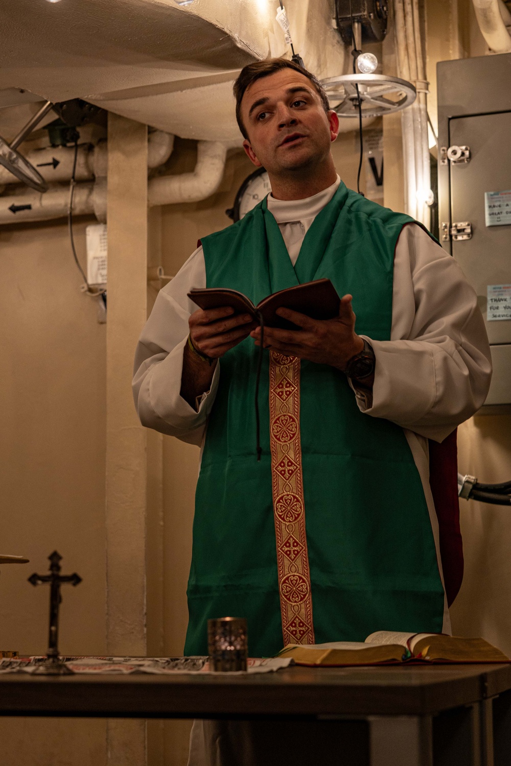 USS Mahan (DDG 72) Religious Service