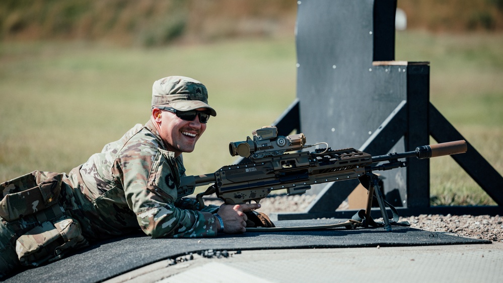 Army Fields M250 Automatic Rifle to Minnesota National Guard
