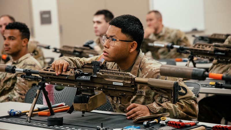 Army Fields M250 Automatic Rifle to Minnesota National Guard
