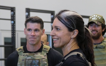 DNI Gabbard Honors 10th Special Forces by Training Side by Side With Green Berets