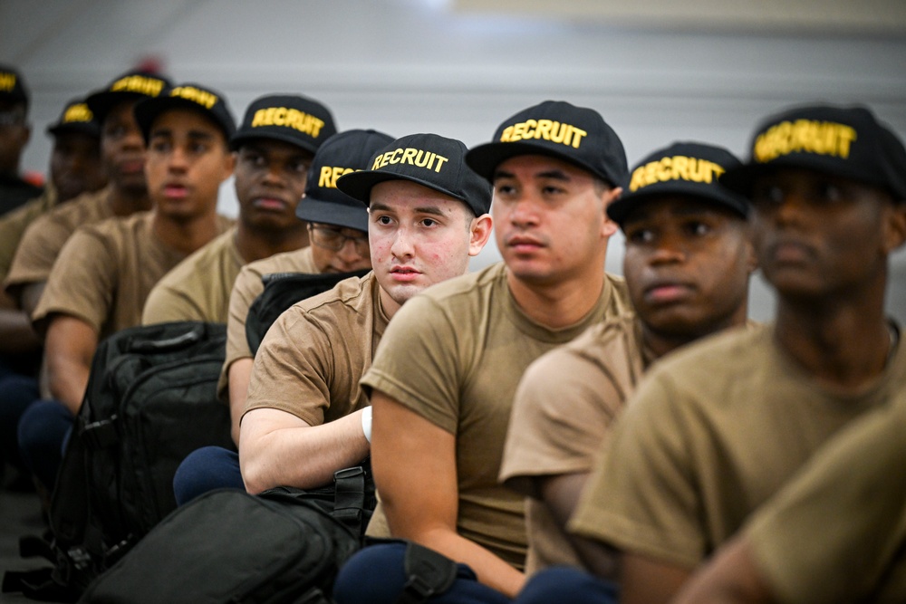 Recruit Division 514 Commissioning Ceremony