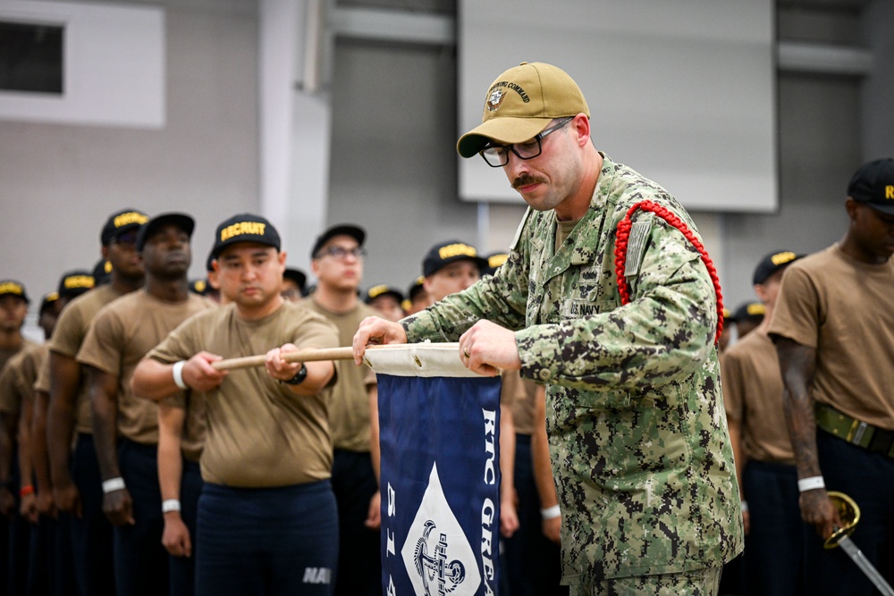 Recruit Division 514 Commissioning Ceremony