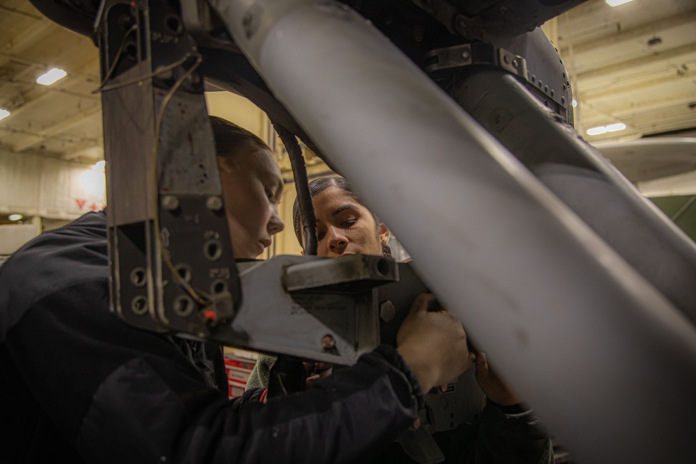 USS Gerald R. Ford (CVN 78) Sailors Conduct Maintenance