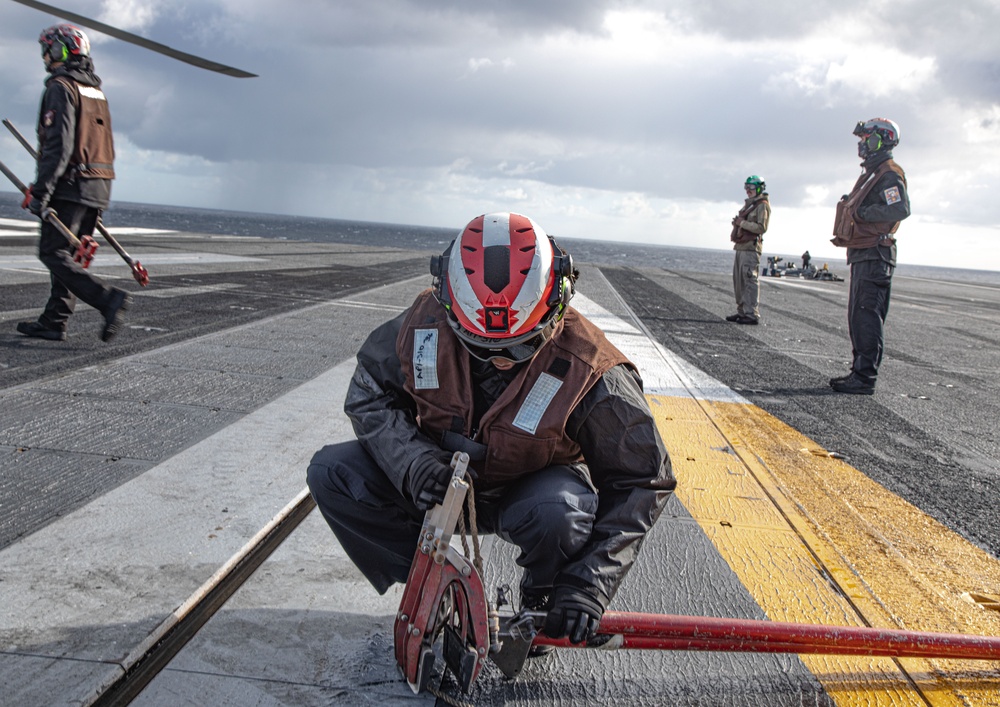 HSC-9 Sailor Prepares for Flight Operations