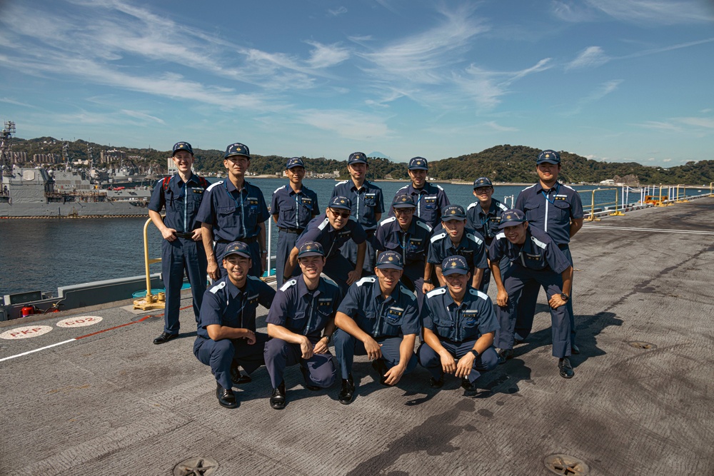 George Washington Host tour for Japan Coast Guard Sailors