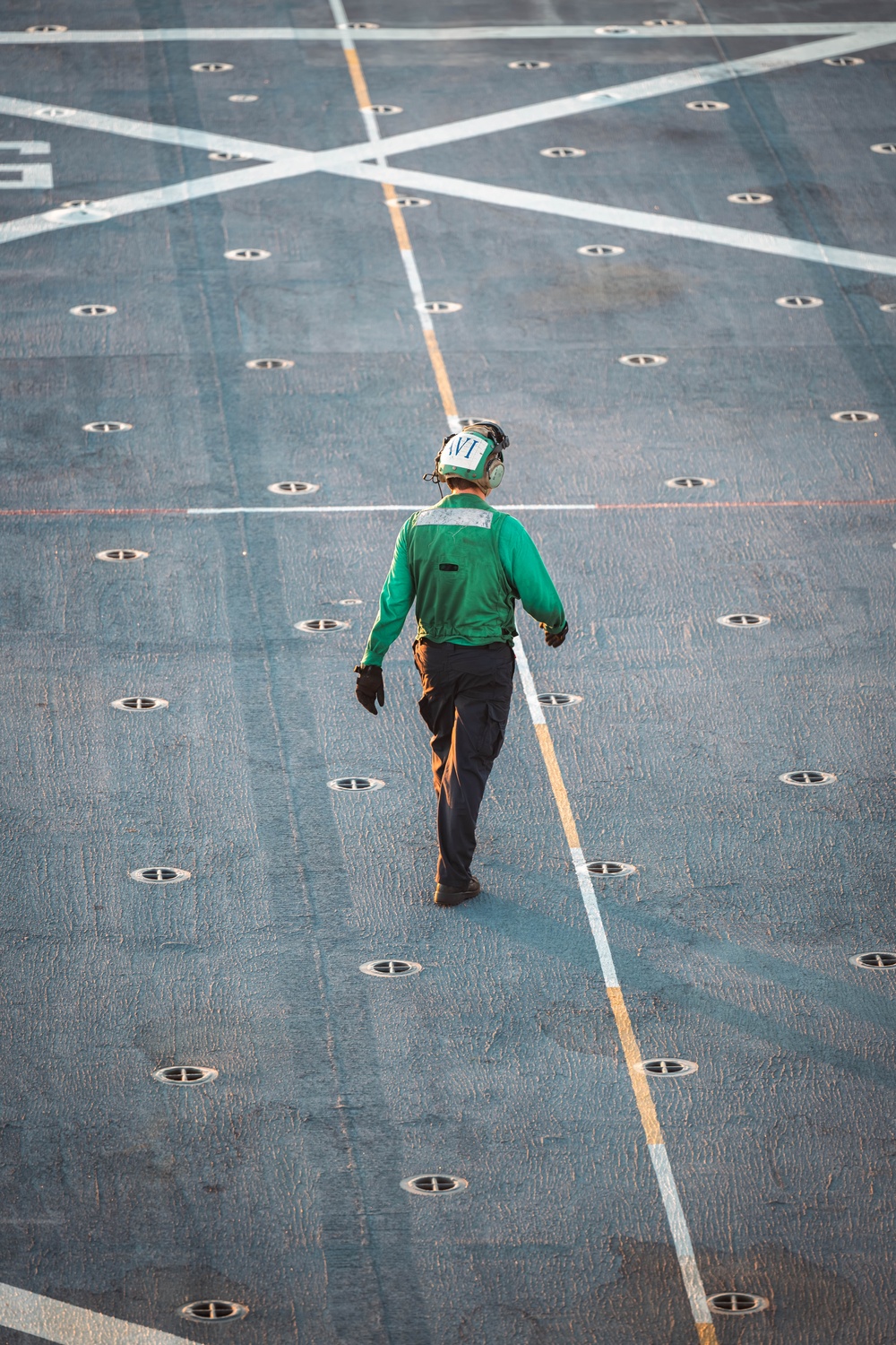 USS Arlington (LPD 24) Conducts MH-60S Seahawk Flight Operations During UNITAS 2025