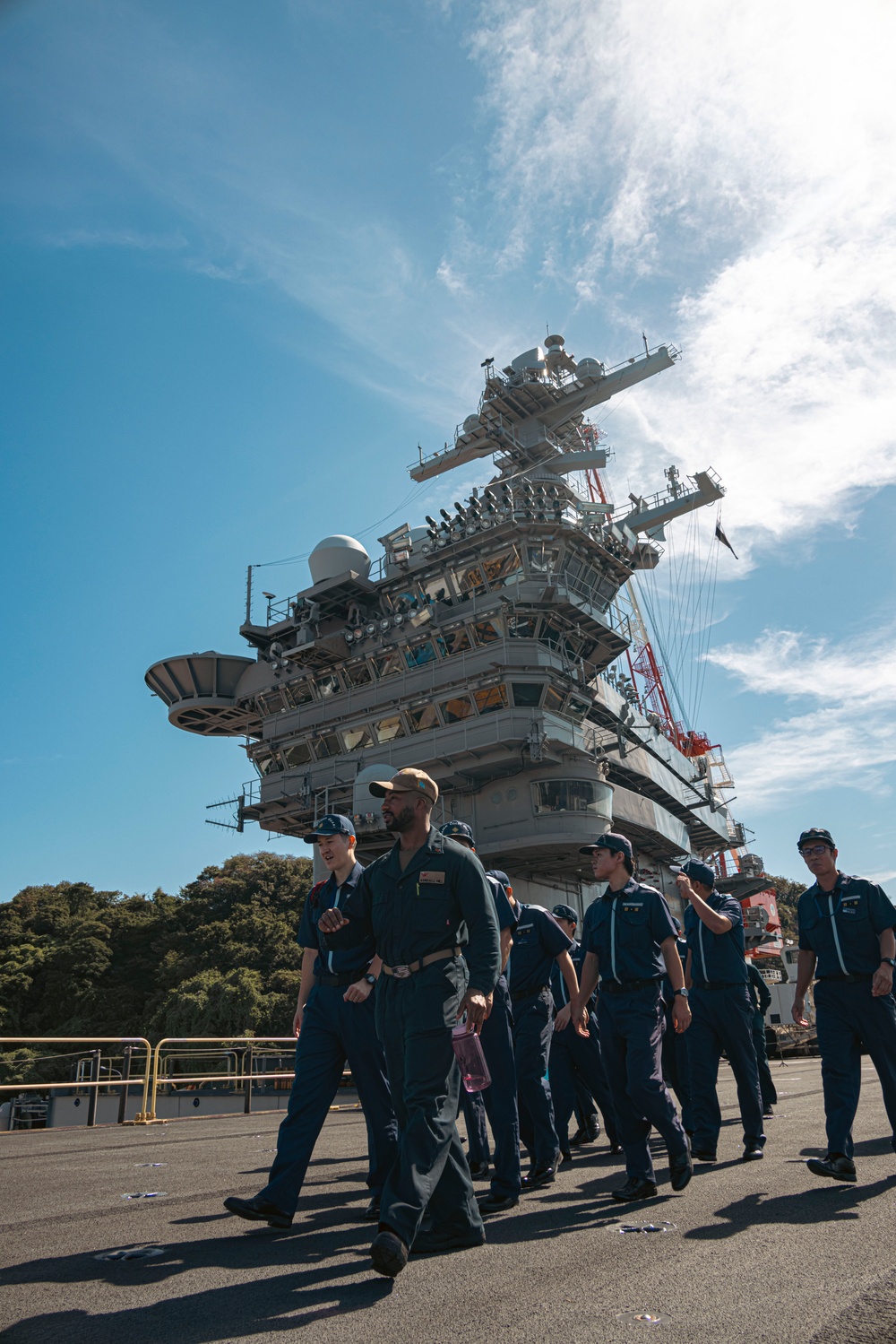 George Washington Host tour for Japan Coast Guard Sailors
