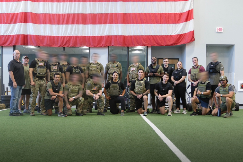 DNI Gabbard Honors 10th Special Forces by Training Side by Side With Green Berets