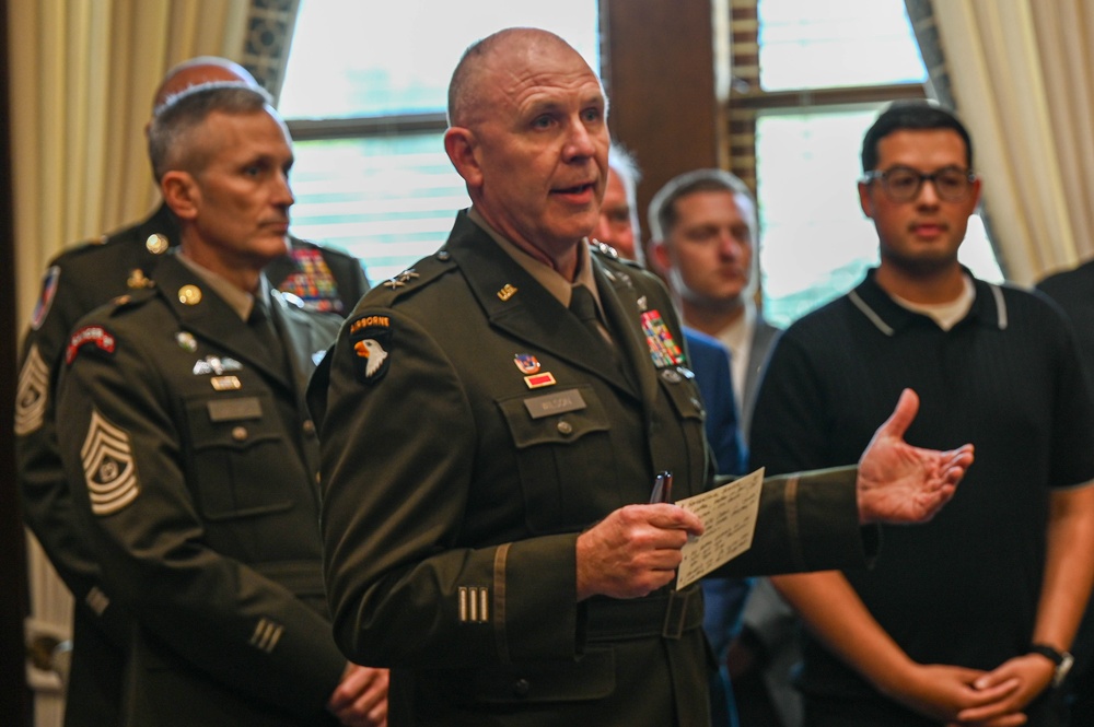 Soldier’s Medal awarded to Georgia Guardsman who pulled driver from burning vehicle