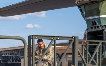 317th AW delivers new training asset to 436th TRS at Dyess