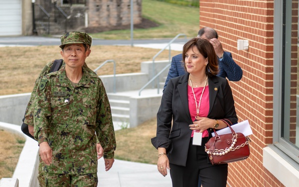 Maj. Gen. Major General Aktisugu Kimura, Director General, C4 Systems visits the War College