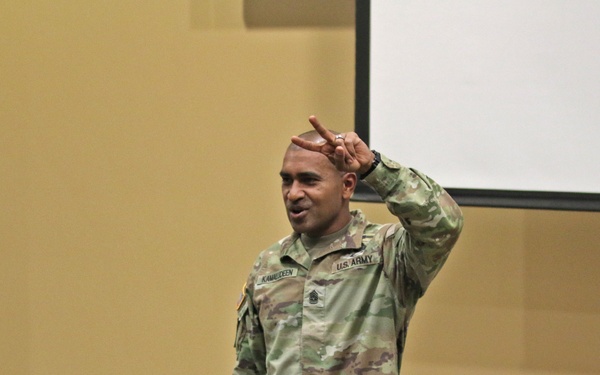 Ordnance Leaders visit 593d CSC Soldiers