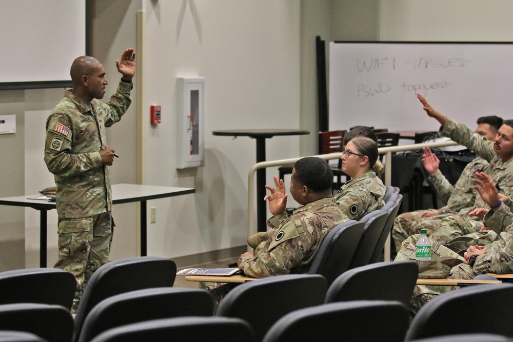 Ordnance Leaders visit 593d CSC Soldiers