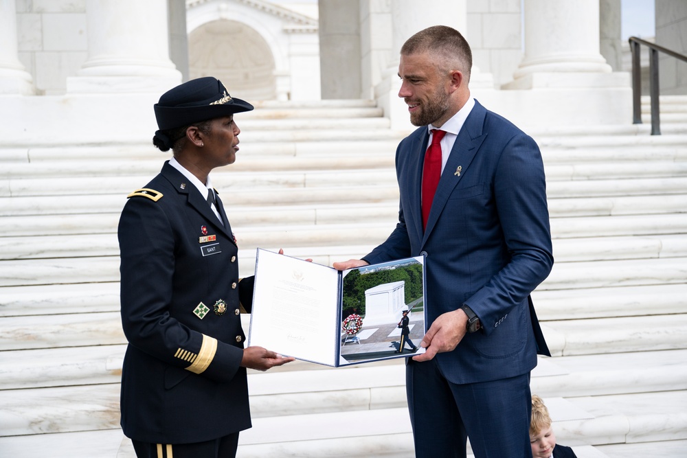 Washington Commanders Tight End Zach Ertz Visits ANC