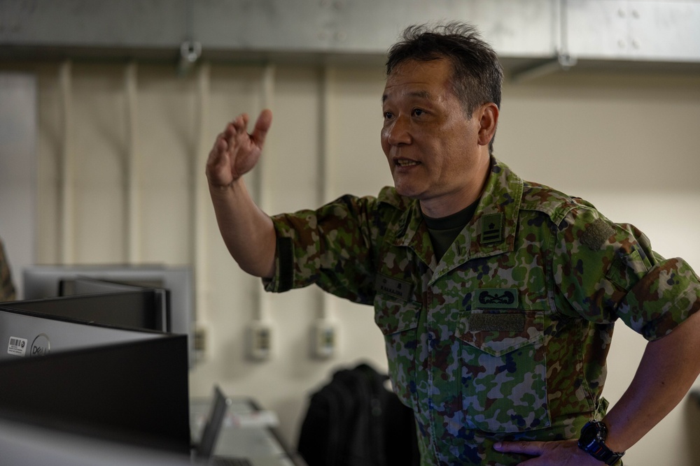 RD 25 | U.S. Marines, Soldiers and Japan-Self Defense Force service members clear National Cyber Range complex