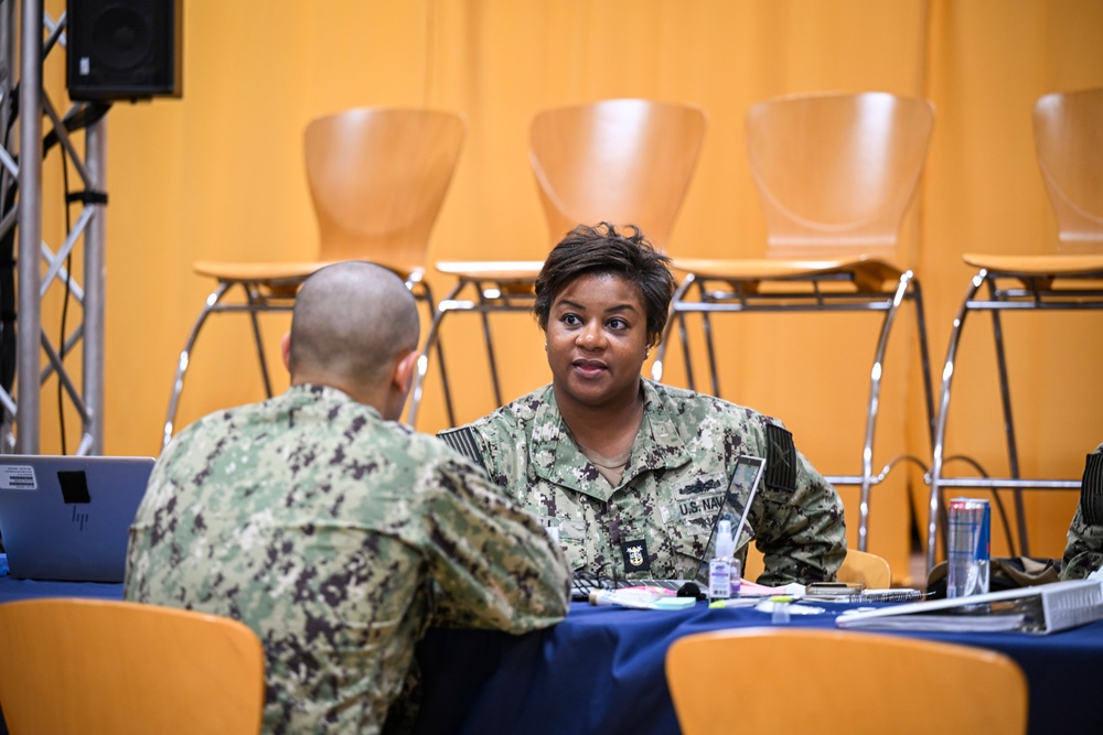 NSGL Hosts Career Development Symposium