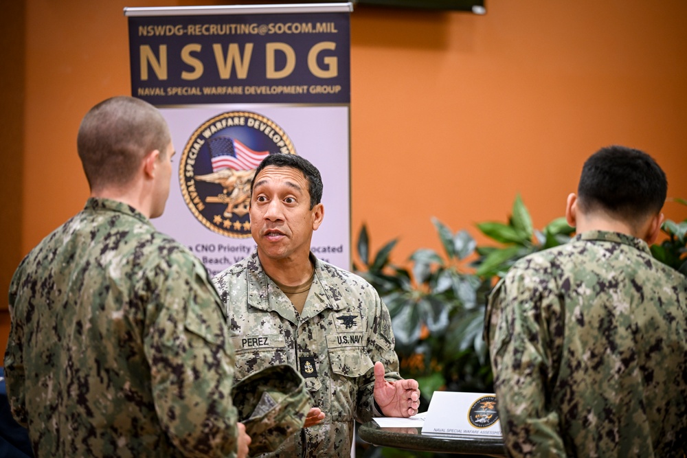 NSGL Hosts Career Development Symposium NSGL Hosts Career Development Symposium