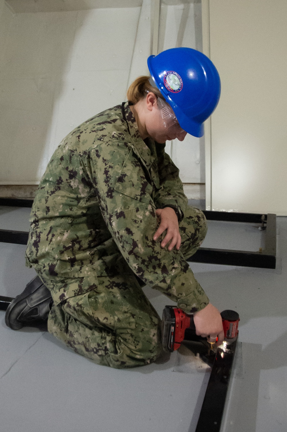 Ronald Reagan Sailors Conduct Berthing Rehabilitation