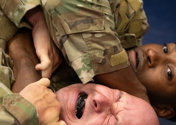 194th SFS hosts combatives course