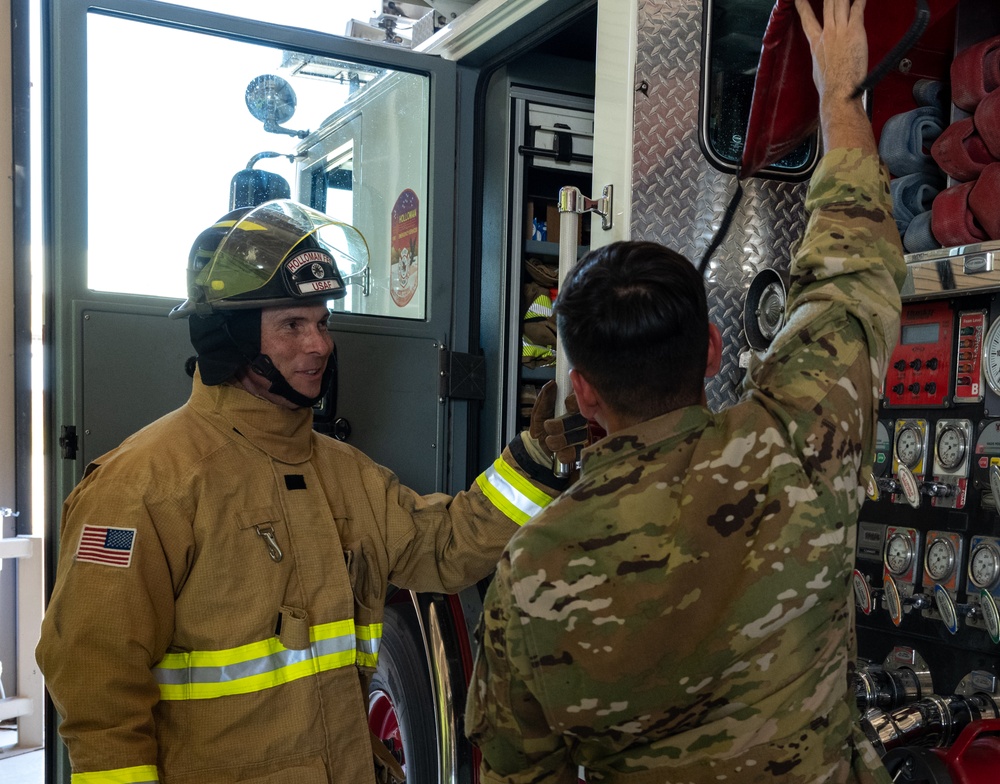 Holloman Leadership Participates in Fire Station Hands on Holloman Event Holloman Leadership Participates in Fire Station Hands on Holloman Event