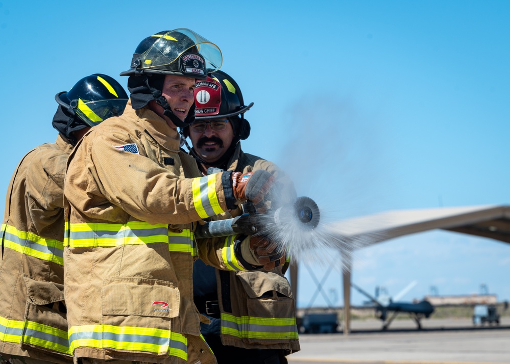 Holloman Leadership Participates in Fire Station Hands on Holloman Event Holloman Leadership Participates in Fire Station Hands on Holloman Event