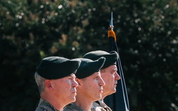 LTG Braga Relinquishes USASOC Command