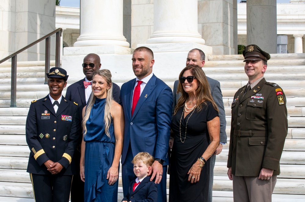 Washington Commanders participate in Army Honors Wreath Ceremony,  Sept. 23, 2025