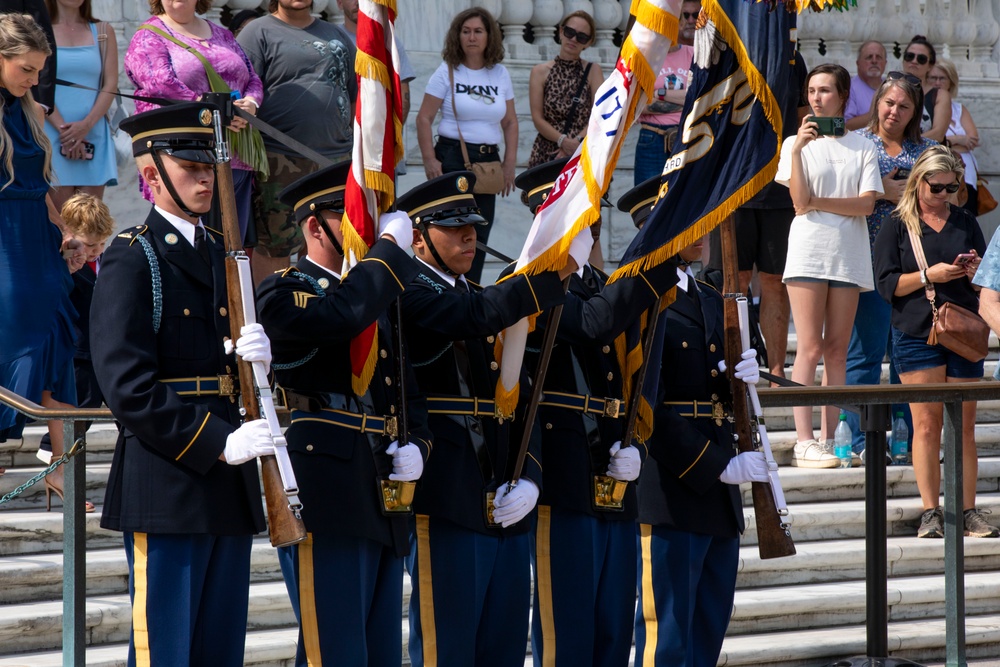 Washington Commanders participate in Army Honors Wreath Ceremony, Sept. 23, 2025