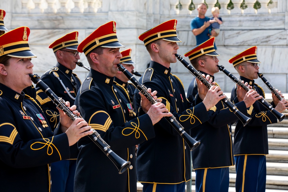 Washington Commanders participate in Army Honors Wreath Ceremony, Sept. 23, 2025