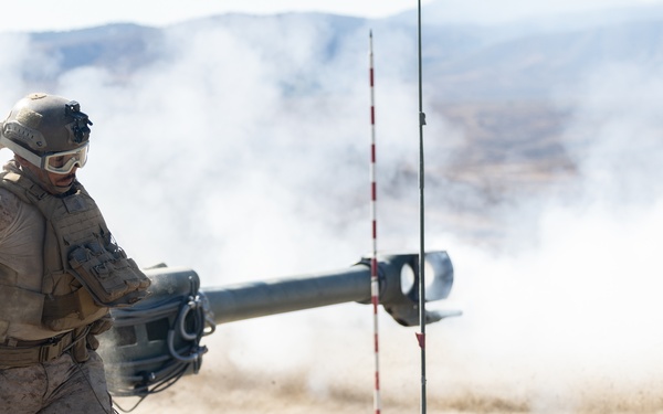 1st Bn., 11th Marines conduct direct fire artillery range