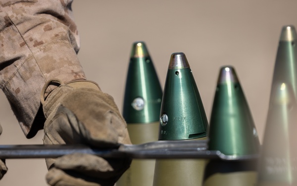 1st Bn., 11th Marines conduct direct fire artillery range